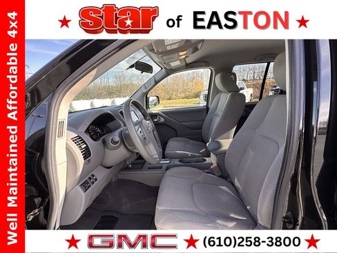 Used 2019 Nissan Frontier SV image 13