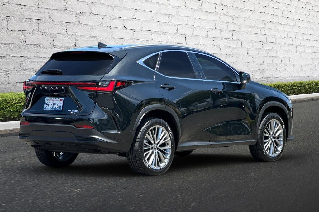 Used 2025 Lexus NX 350h AWD w/ Accessory Package (2T) image 4