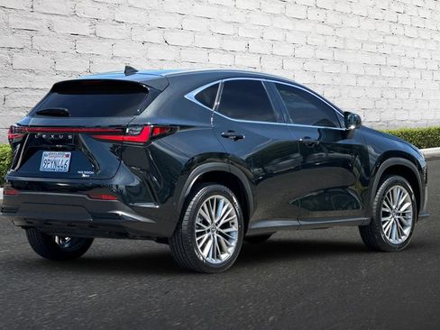 Used 2025 Lexus NX 350h AWD w/ Accessory Package (2T) image 4