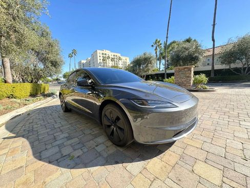 Used 2024 Tesla Model 3 Long Range RWD image 3
