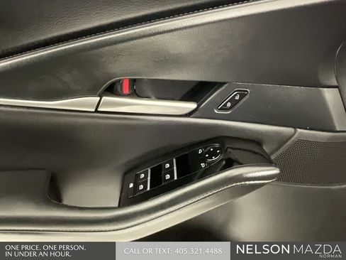 Certified 2025 MAZDA CX-30 AWD 2.5 S w/ Select Sport Pkg image 21