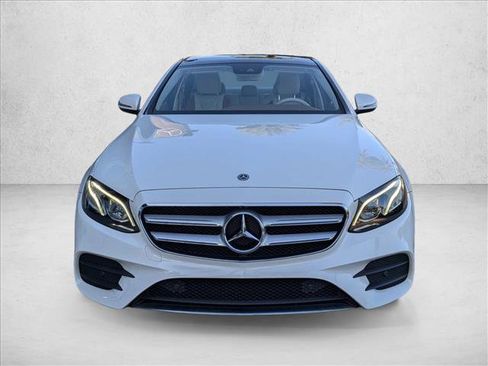Used 2018 Mercedes-Benz E 300 image 2