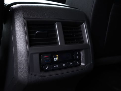 Certified 2023 Volkswagen Atlas SEL Premium AWD/4WD image 28