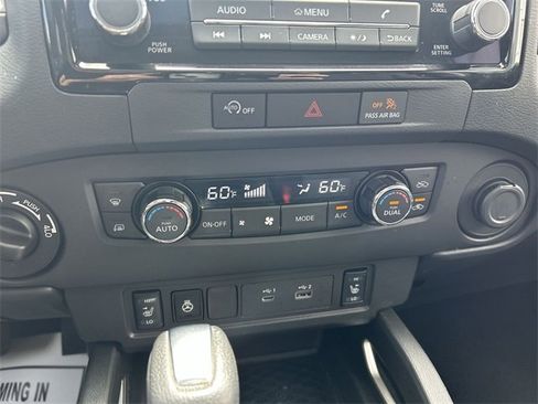Certified 2024 Nissan Frontier SL image 21