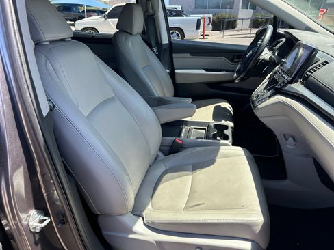 Used 2019 Honda Odyssey EX-L image 11