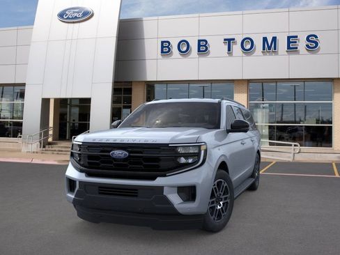 New 2026 Ford Expedition Max Active RWD image 2