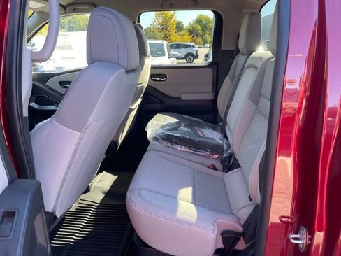 New 2025 Nissan Frontier SV image 23