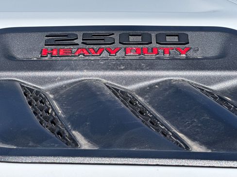 New 2026 RAM 2500 Laramie w/ Night Edition AWD/4WD image 25