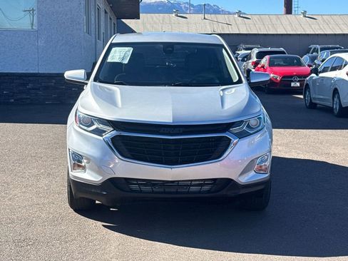 Used 2021 Chevrolet Equinox LT image 2