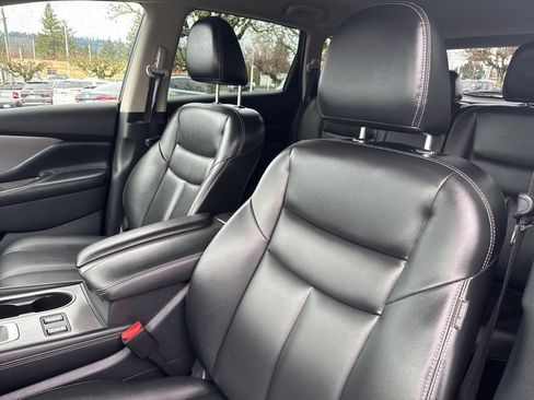Used 2022 Nissan Murano SV image 19