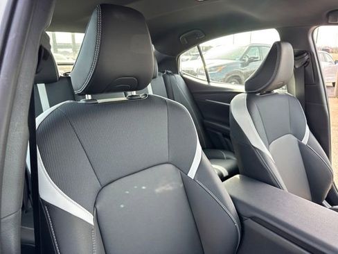 Used 2025 Toyota Camry SE image 24