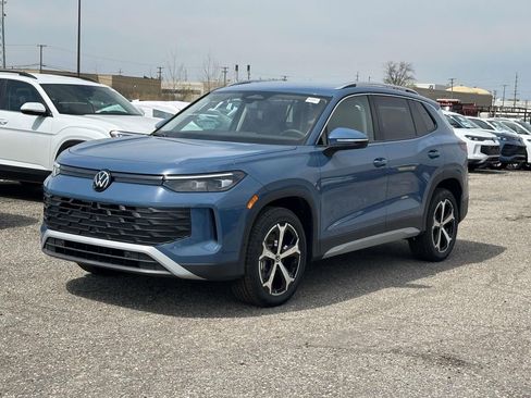 New 2026 Volkswagen Tiguan SE AWD/4WD image 1