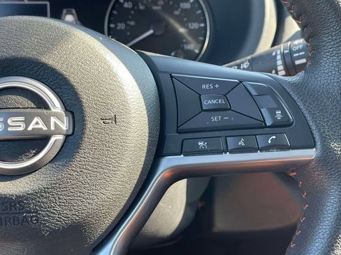 Used 2023 Nissan Kicks SR w/ SR Premium Package FWD image 24
