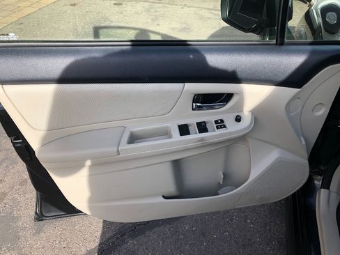 Used 2014 Subaru Crosstrek 2.0i Limited image 10