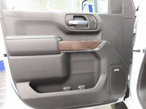 Used 2022 GMC Sierra 3500 Denali w/ Denali Ultimate Package image 58