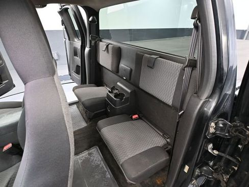 Used 2007 GMC Canyon SLE image 28