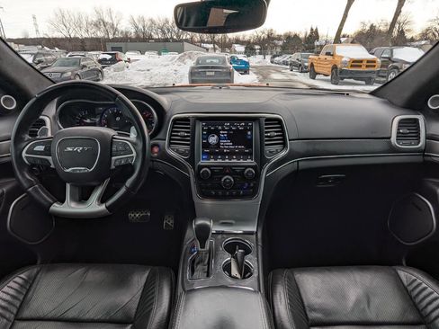 Used 2018 Jeep Grand Cherokee SRT image 16