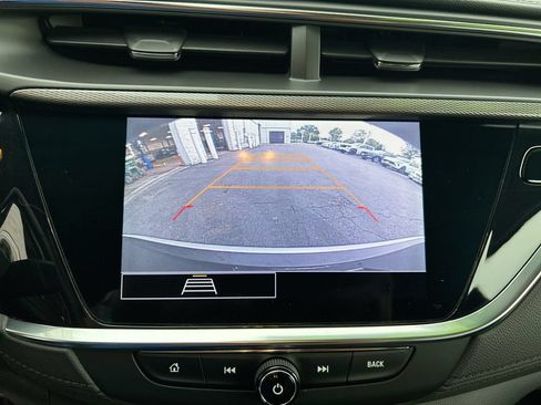 Used 2022 Buick Encore GX Preferred AWD/4WD image 18