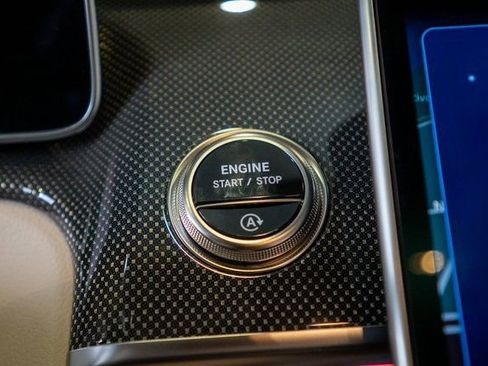 Certified 2025 Mercedes-Benz S 580 S 580 image 25