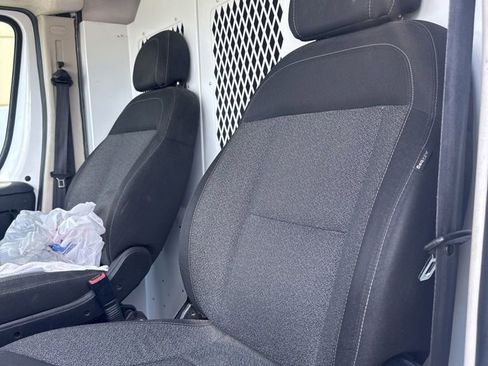 Used 2019 RAM ProMaster 2500 FWD image 4