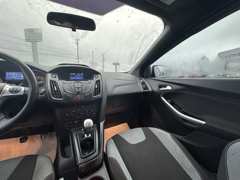 Used 2014 Ford Focus ST image 14