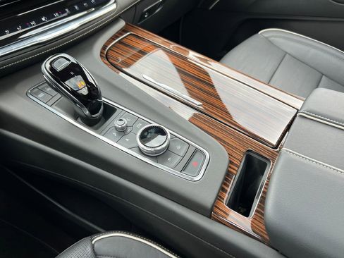 Certified 2023 Cadillac Escalade Premium Luxury image 51