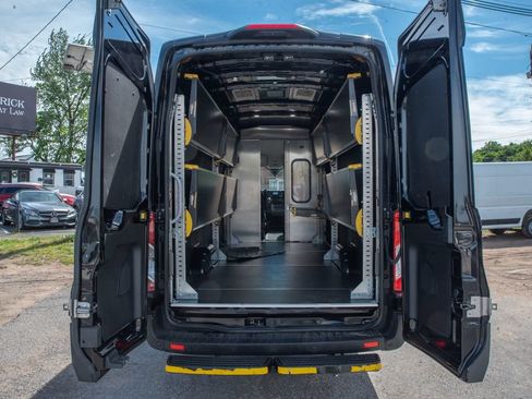 Used 2023 Ford Transit 250 148 High Roof Extended w/ Load Area Protection Package RWD image 9