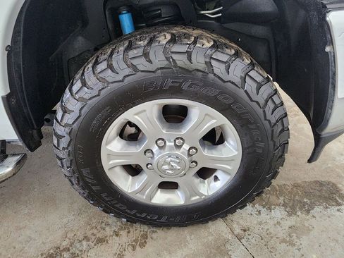 Used 2024 RAM 2500 Big Horn w/ Off Road Package image 40