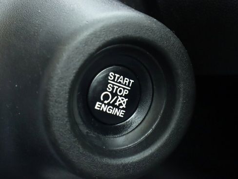 Used 2023 RAM ProMaster 2500 image 23