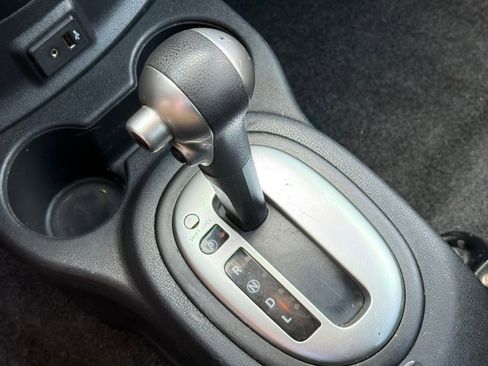 Used 2017 Nissan Versa SV image 34