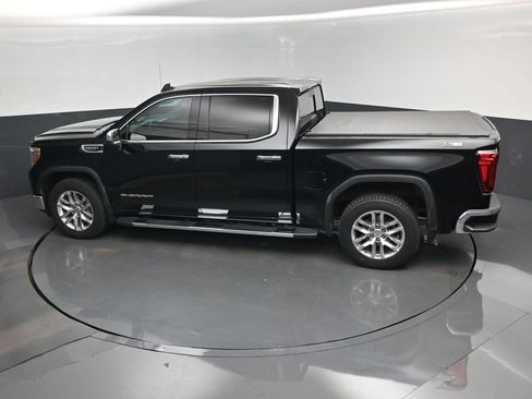 Used 2021 GMC Sierra 1500 SLT w/ SLT Convenience Package AWD/4WD image 14