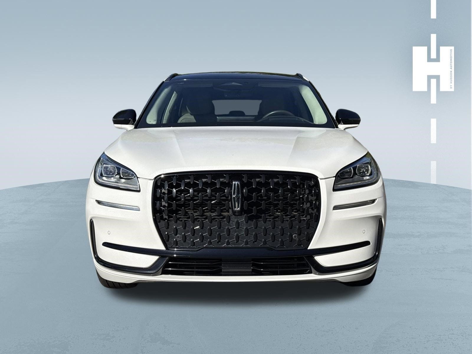 Used 2023 Lincoln Corsair Reserve w/ Equipment Group 202A FWD image 2