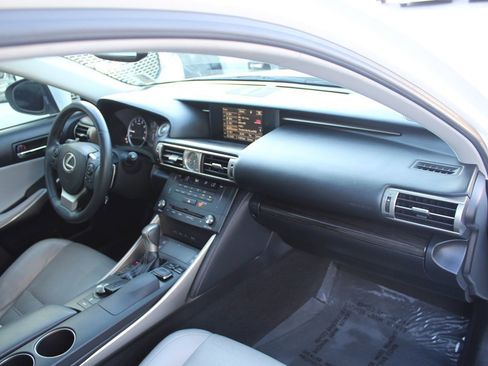 Used 2015 Lexus IS 250 w/ Luxury Package RWD image 20