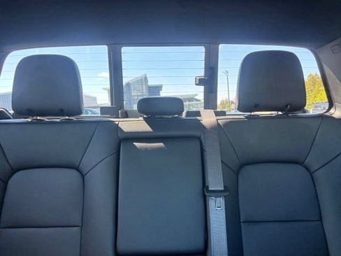 Used 2024 GMC Canyon Elevation w/ Elevation Premium Package AWD/4WD image 13