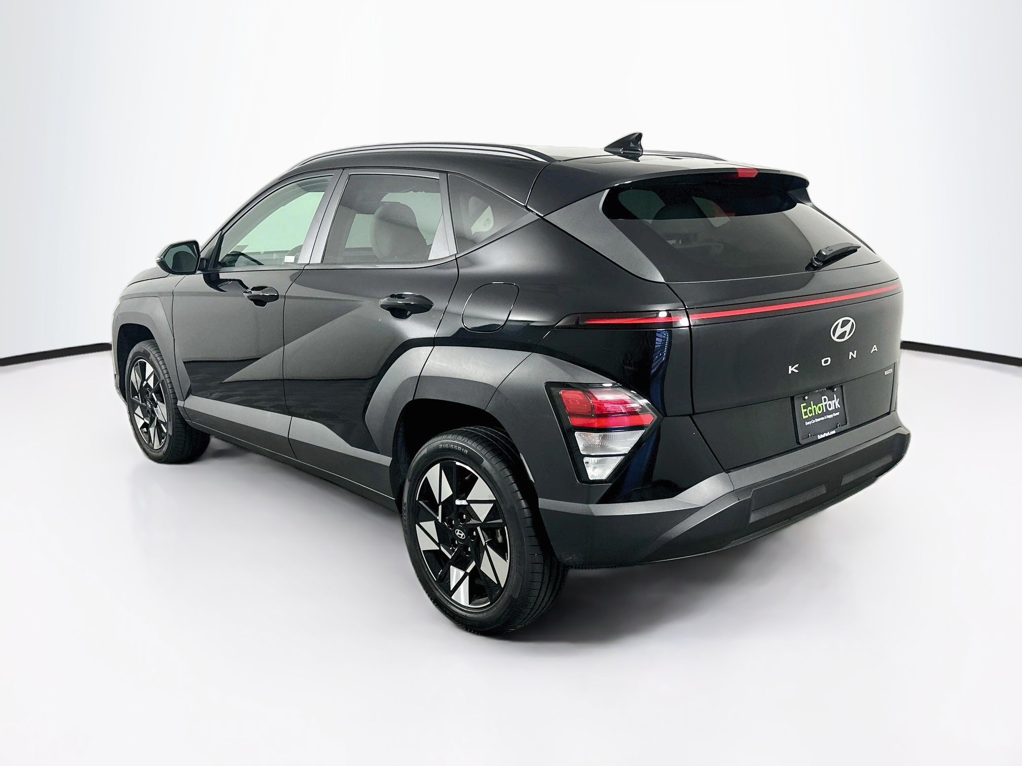Used 2025 Hyundai Kona SEL AWD/4WD image 5
