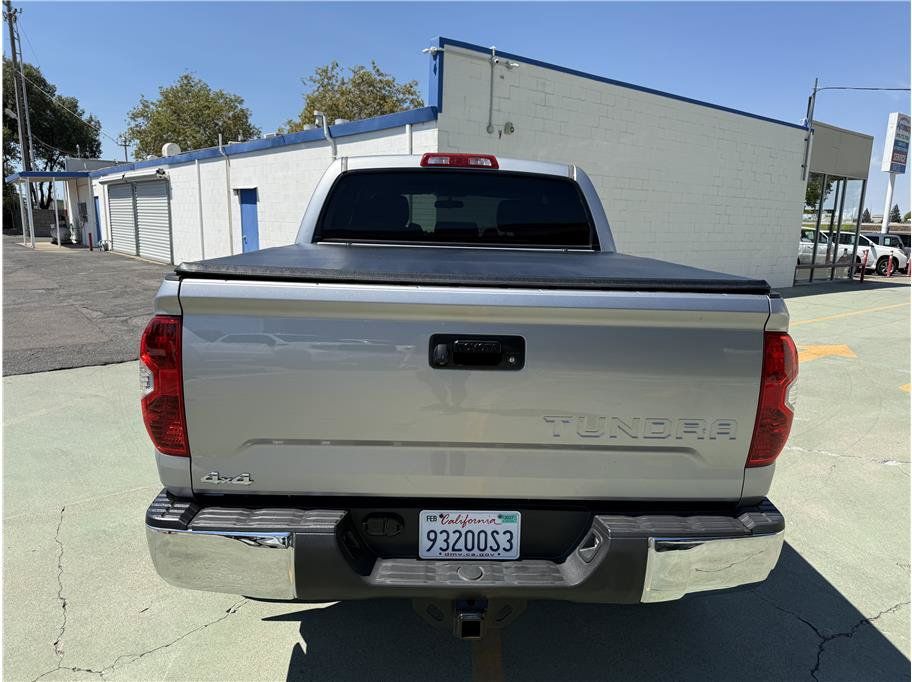 Used 2014 Toyota Tundra SR5 AWD/4WD image 7