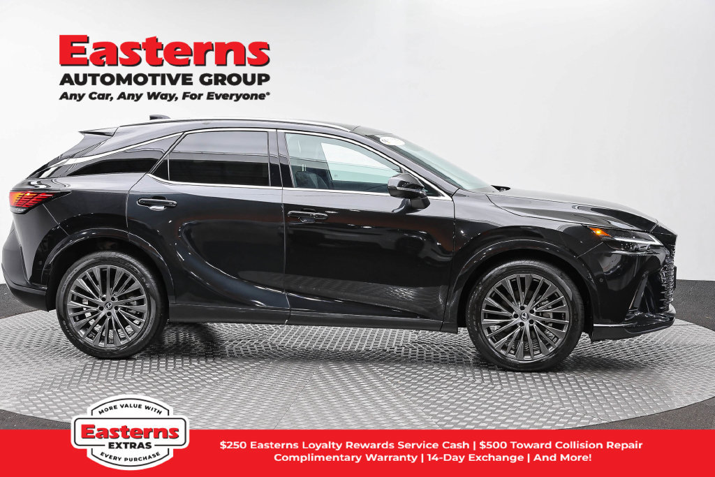 Used 2023 Lexus RX 350 AWD w/ Accessory Package image 5