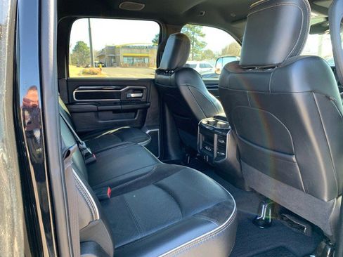 Used 2020 RAM 2500 Laramie w/ Night Edition image 15