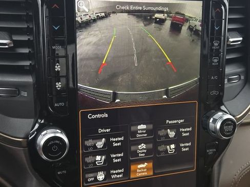 Used 2019 RAM 1500 Limited AWD/4WD image 4