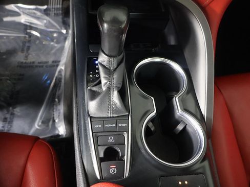 Used 2019 Toyota Camry XSE image 43