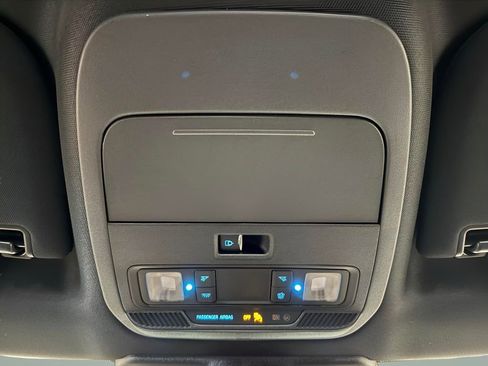 Used 2025 Ford F150 XLT w/ Equipment Group 302A MID image 17