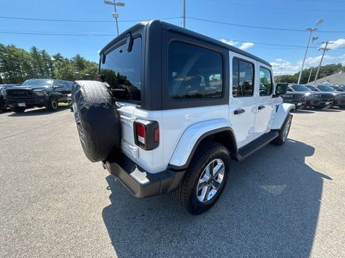 Used 2021 Jeep Wrangler Unlimited Sahara w/ Cold Weather Group AWD/4WD image 5