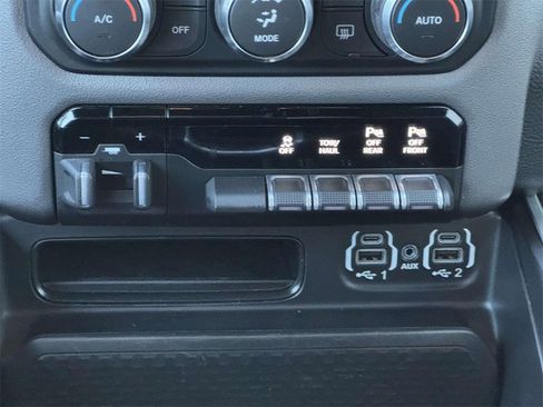 Used 2023 RAM 1500 Big Horn image 8