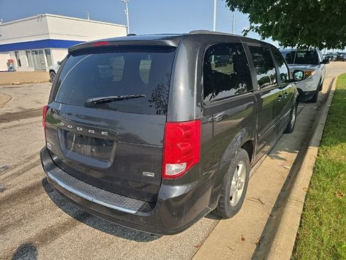 Used 2011 Dodge Grand Caravan Mainstreet w/ PWR Convenience Group FWD image 5