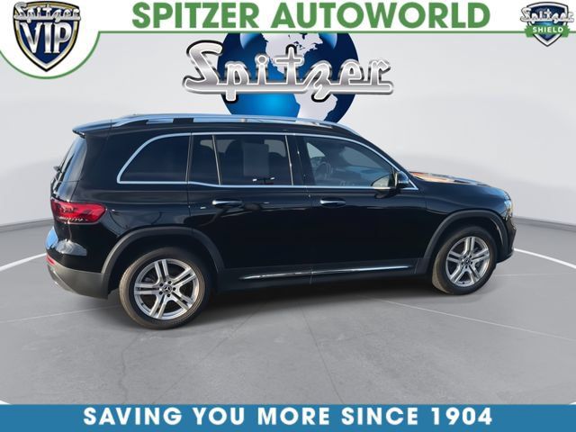 Used 2023 Mercedes-Benz GLB 250 4MATIC w/ Premium Package image 10