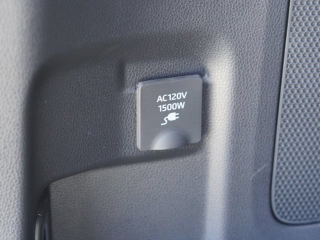 Certified 2026 Toyota Highlander Platinum AWD/4WD image 65