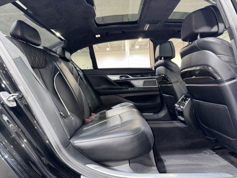 Used 2016 BMW 750i Executive Pkg 2 $101K MSRP image 62