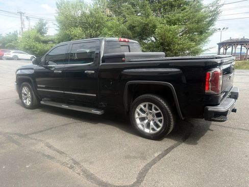 Used 2018 GMC Sierra 1500 SLT w/ SLT Premium Package AWD/4WD image 5