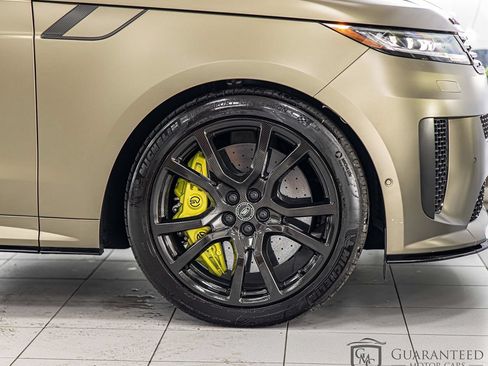Used 2024 Land Rover Range Rover Sport SV Edition One Carbon Bronze AWD/4WD image 11