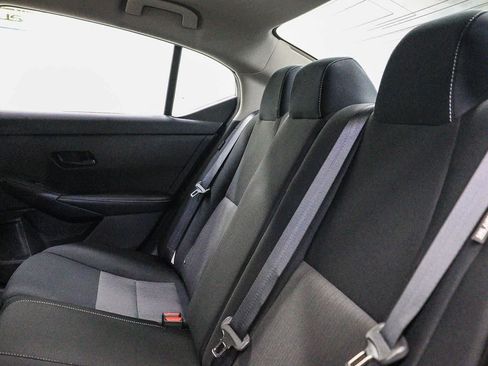 Used 2025 Nissan Sentra SV FWD image 18